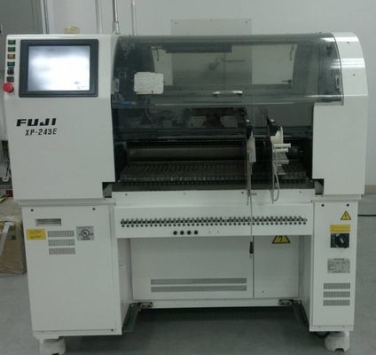 Fuji XP143 XP243 SMT Pick And Place Machine Được sử dụng Máy gắn SMT tốc độ cao