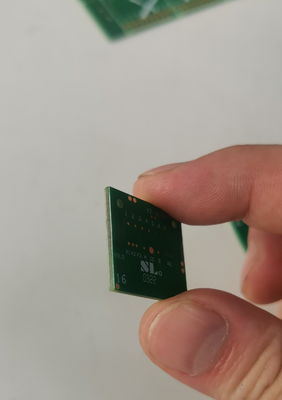 Máy cắt đường cong PCBA ngoại tuyến Máy cắt đường cong PCBA đơn bàn kép